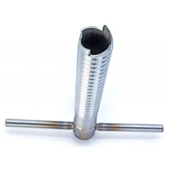 Ввертыш для зимней платки с приваренной ручкой длина -17см, диаметр 16мм (нержавейка)