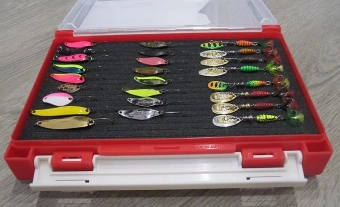 Коробка рыболовная Meiho RUNGUN CASE 3010W-1 205х145х40